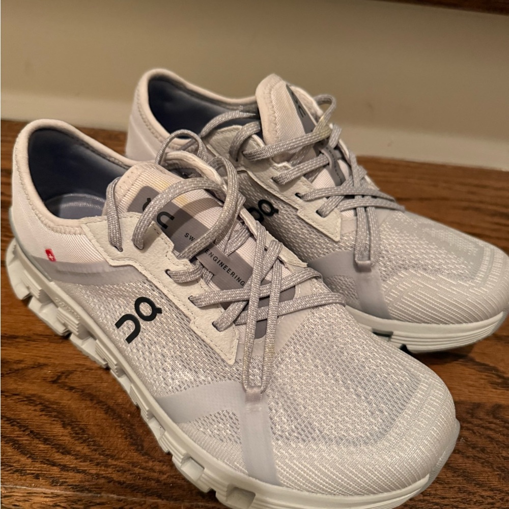 On Running Light Gray Sneakers